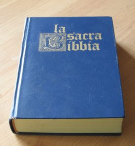 944px-Bibbia_CEI_1968